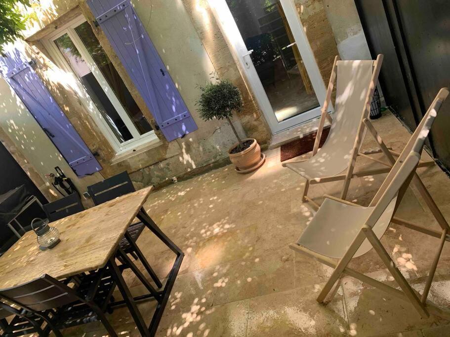 Le Mas Des Glycines Salon-de-Provence Dış mekan fotoğraf